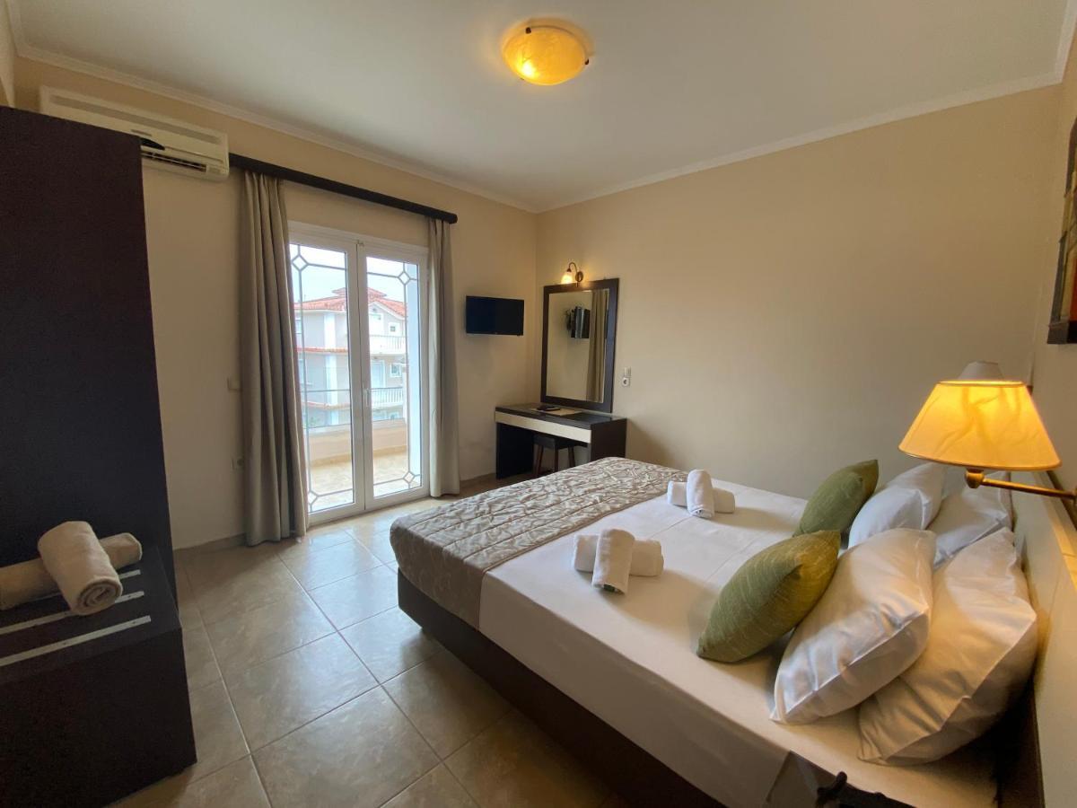 Two-Bedroom Apartment,1371265655:JPEG