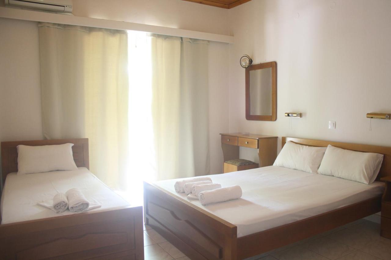 Triple Room with Terrace