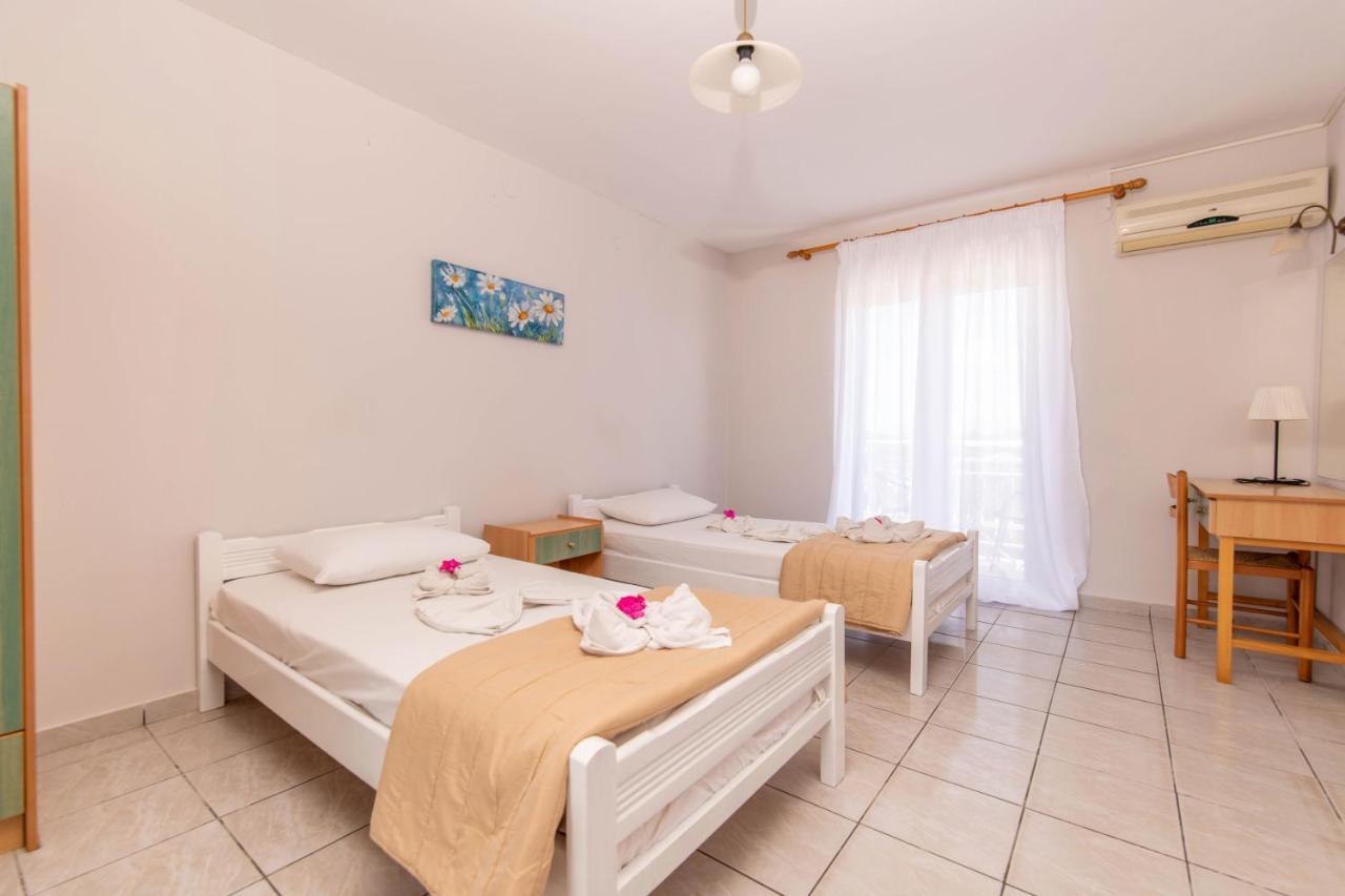 Doppelzimmer mit Poolblick