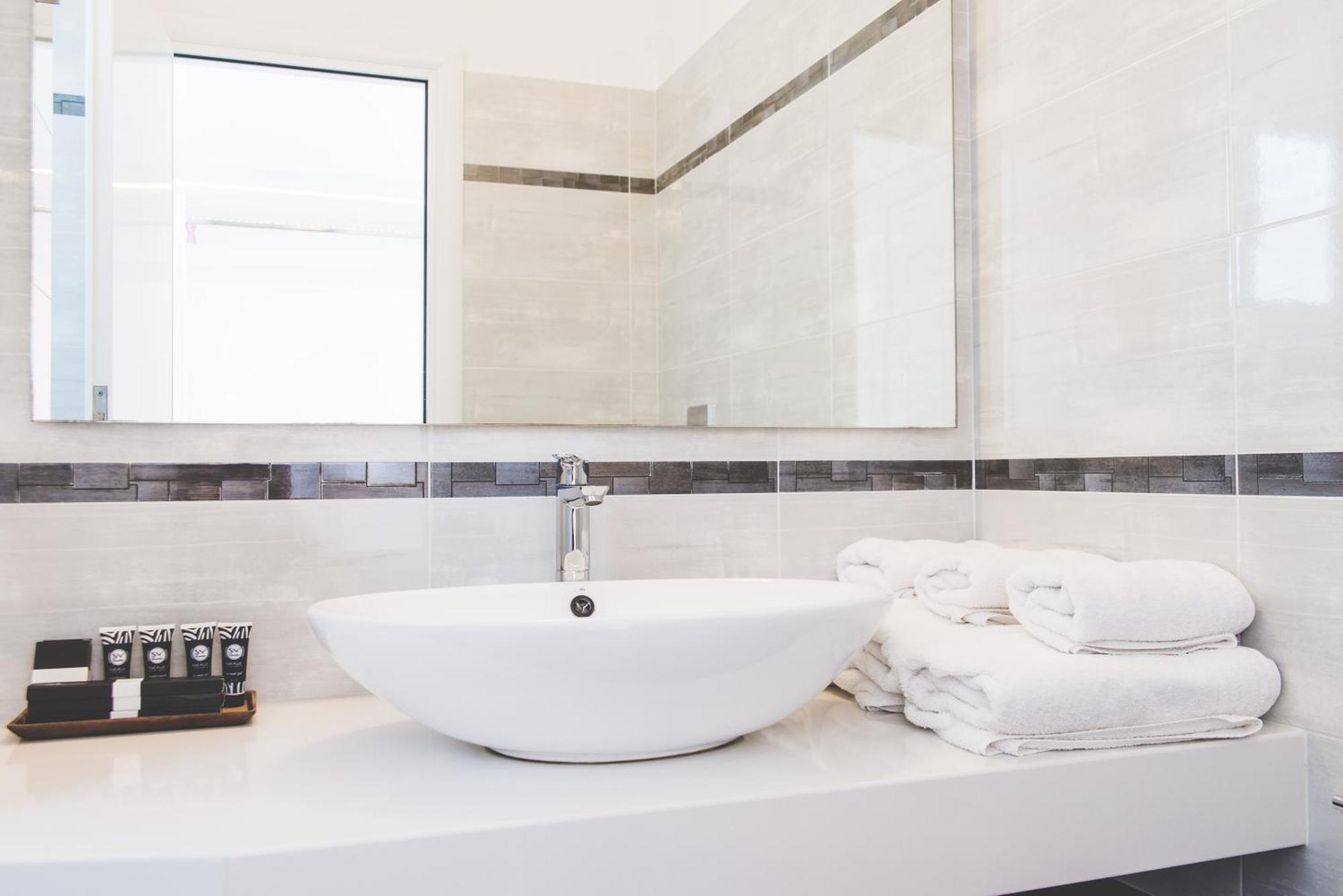 Super Paradise Triple Sea View Room,1327590161:JPEG