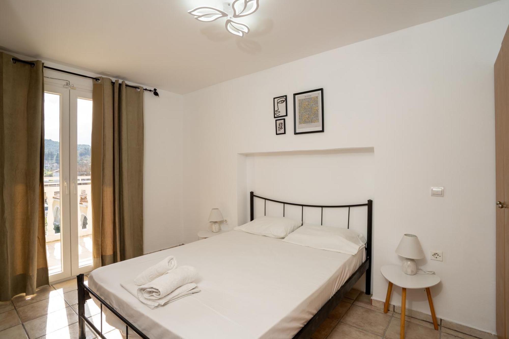 Standard Apartment,1518642508:JPEG