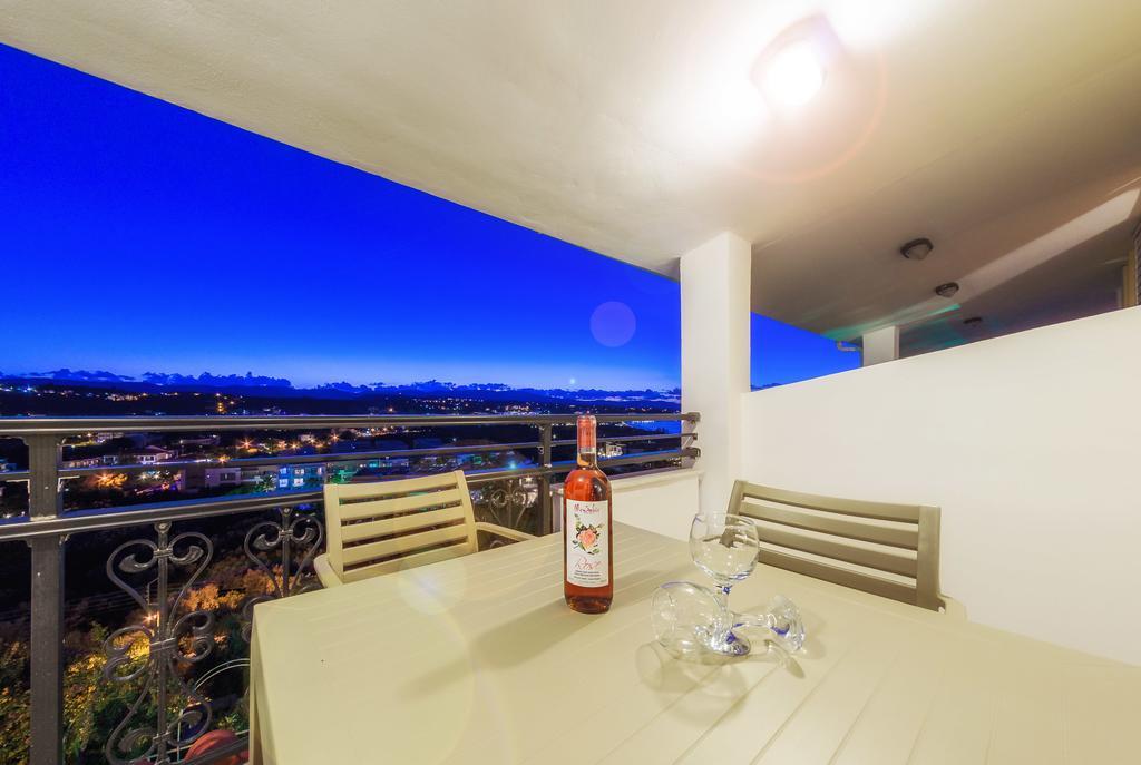 Apartment with Sea View (3-4 Adults)