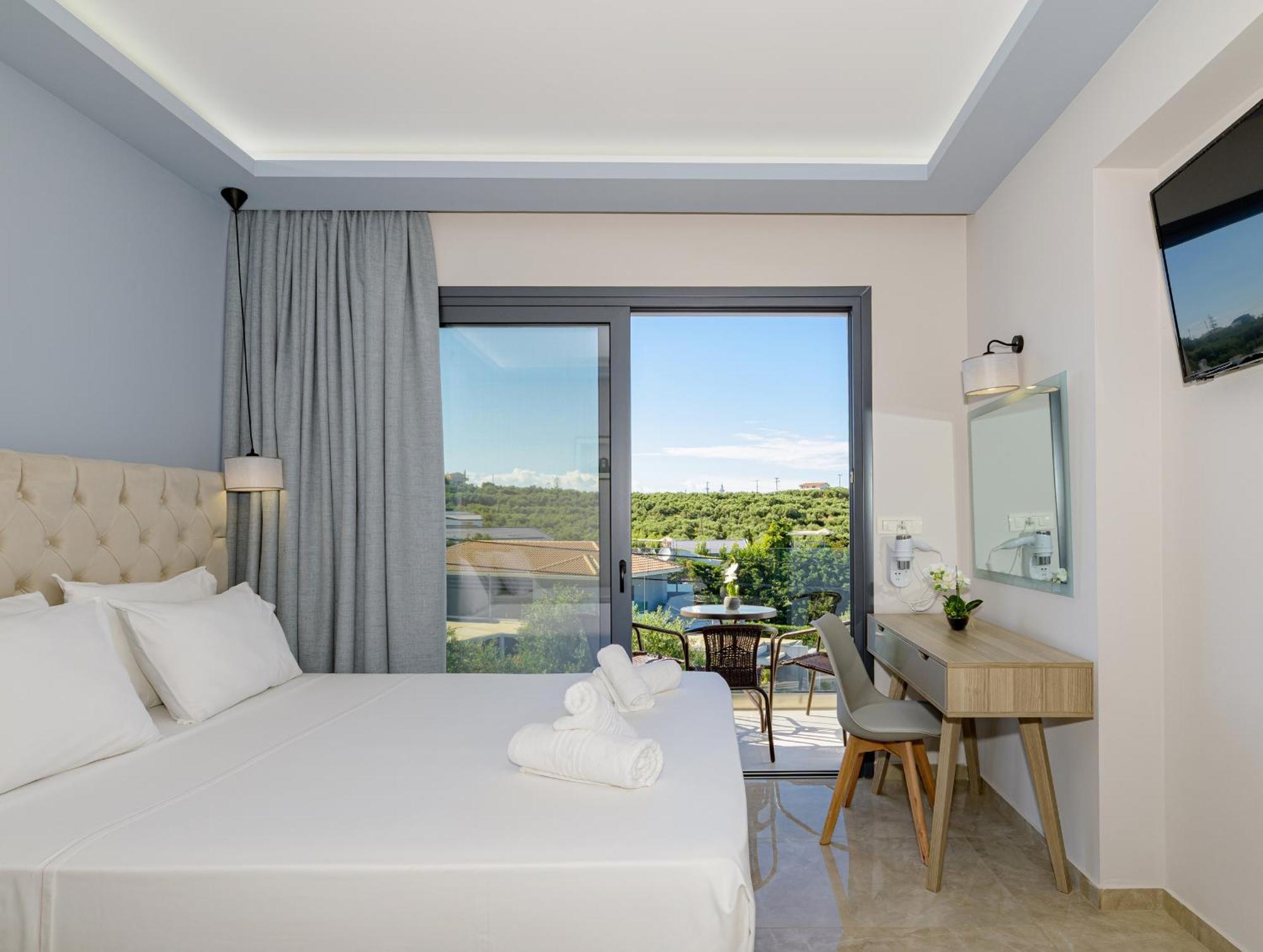 Triple Room with Balcony,1675806787:JPEG