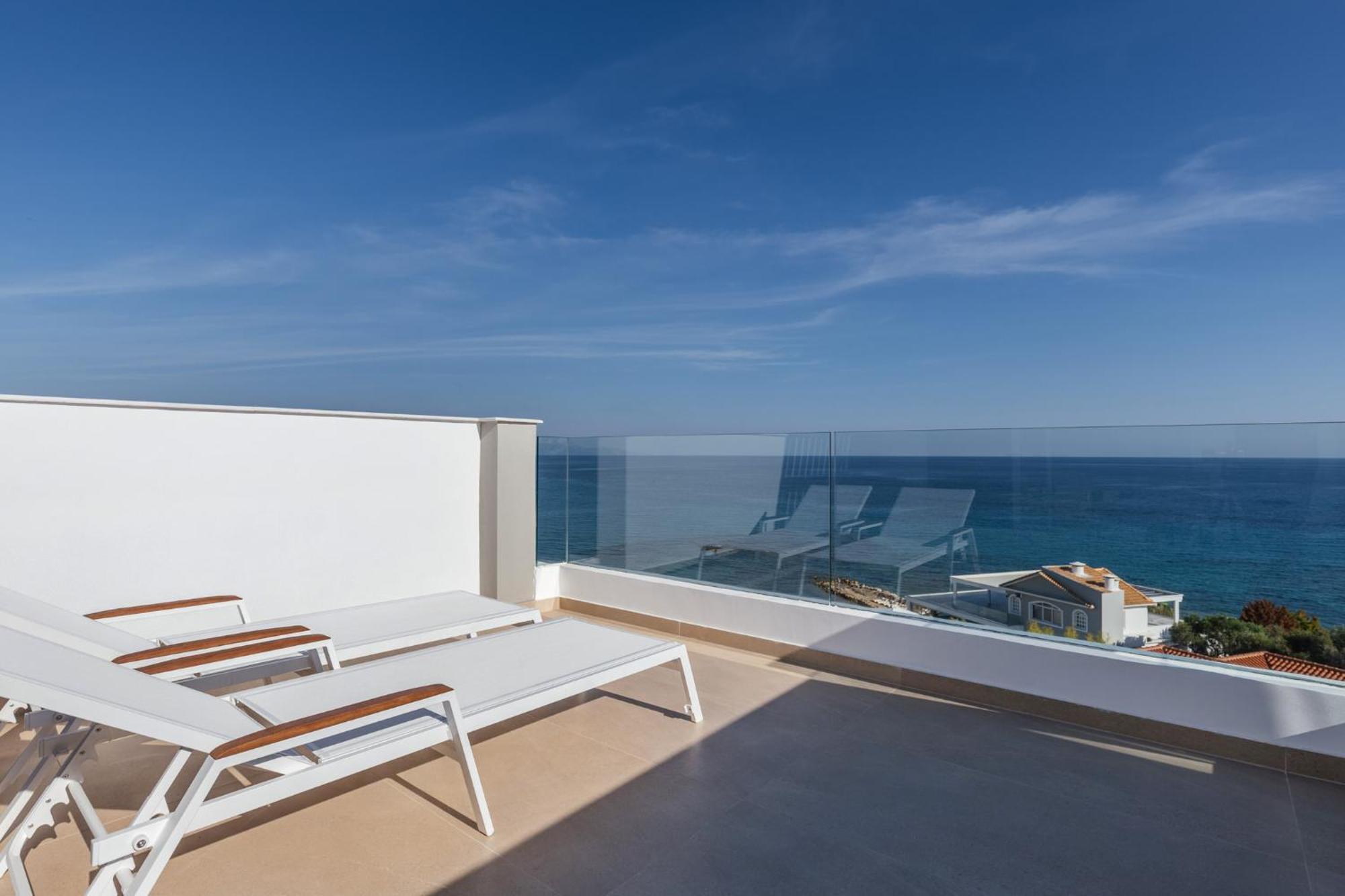 Junior Suite with Panoramic Sea View
