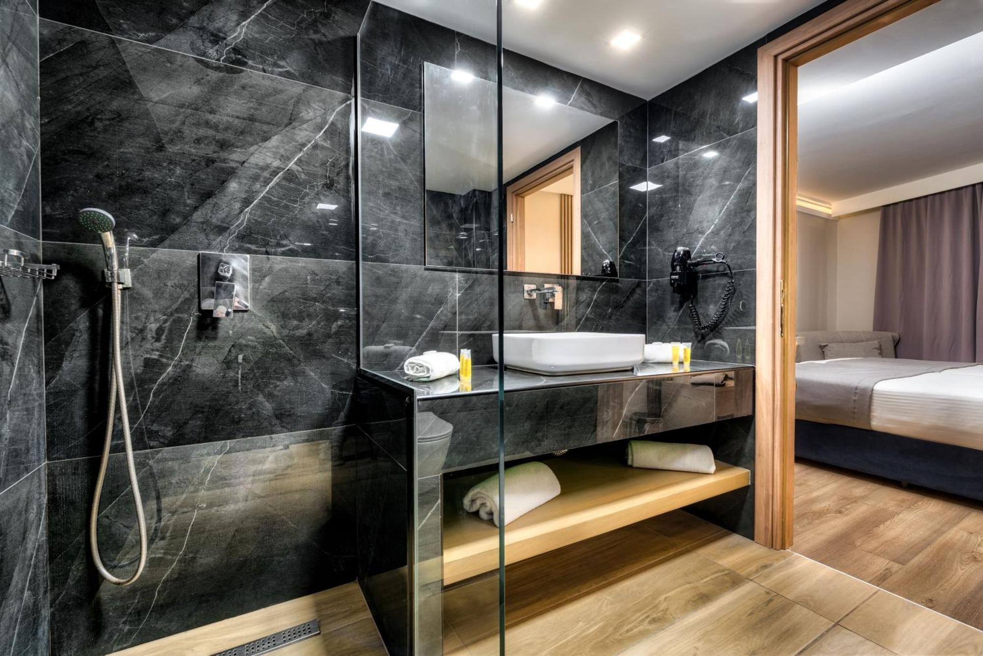 Twin Room with Sea View