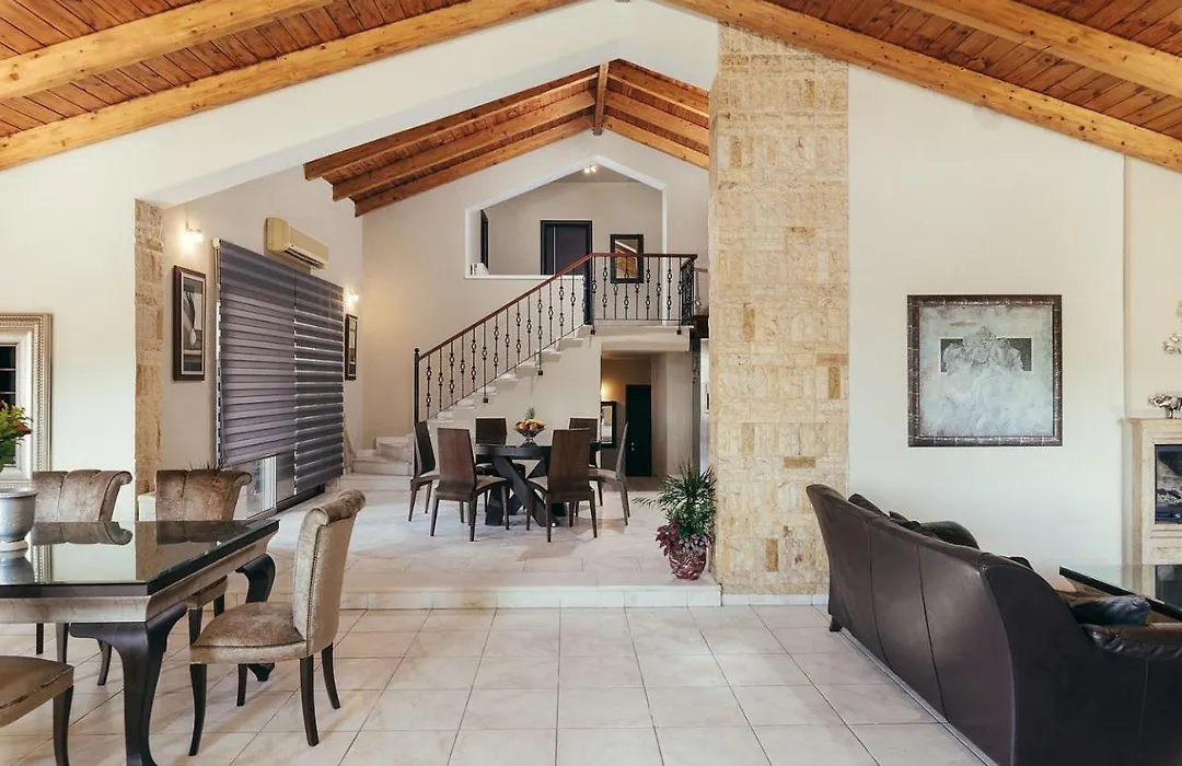 Villa Paradise-1