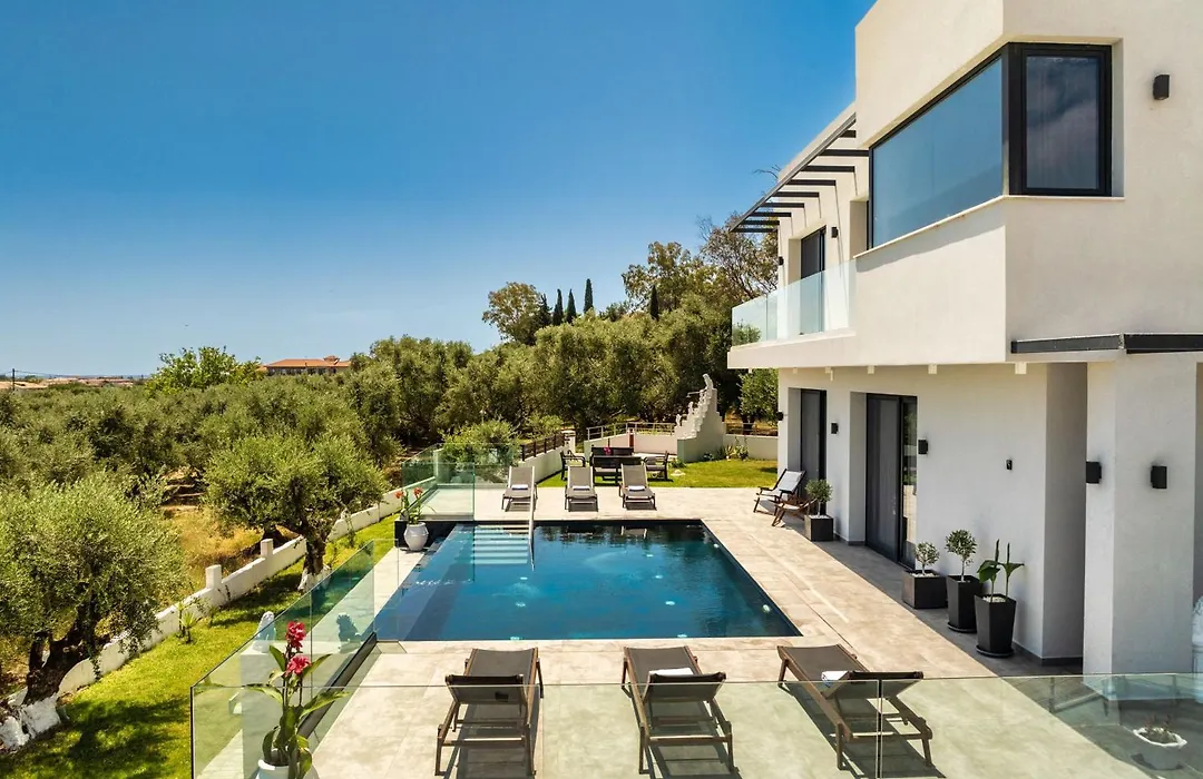 Trevilat Villa - 4 Bedrooms With Private Pool, By Zantewize-1