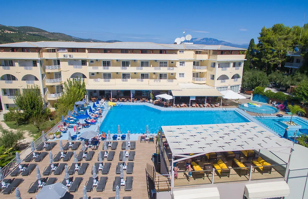 Koukounaria Hotel & Suites-1