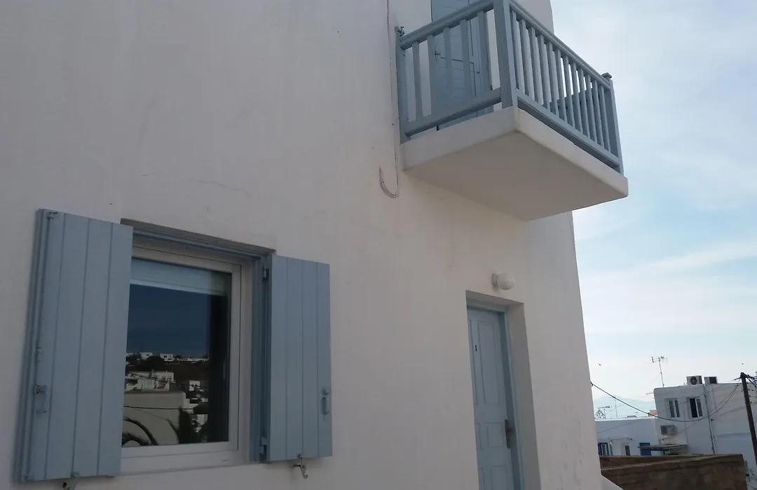 Manos Rooms-1