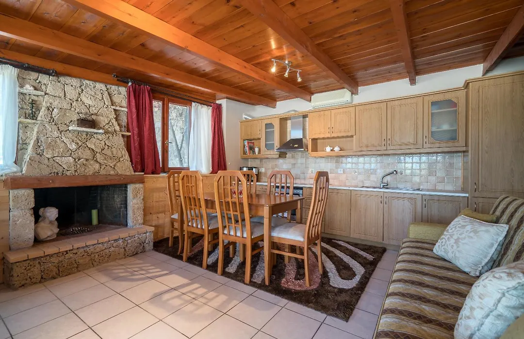 Fiore Beach Studios-1