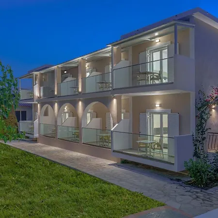 Breeze Luxury Rooms-2