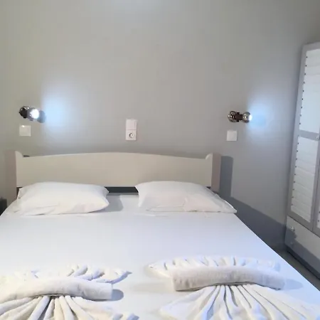 Plubis Studios-2