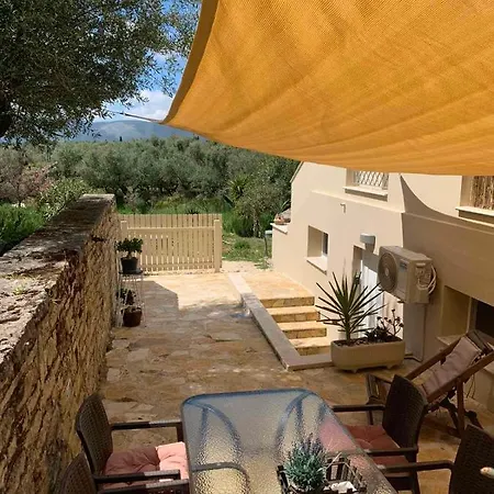 Agraria 1 Bedroom Basement Apartment-2