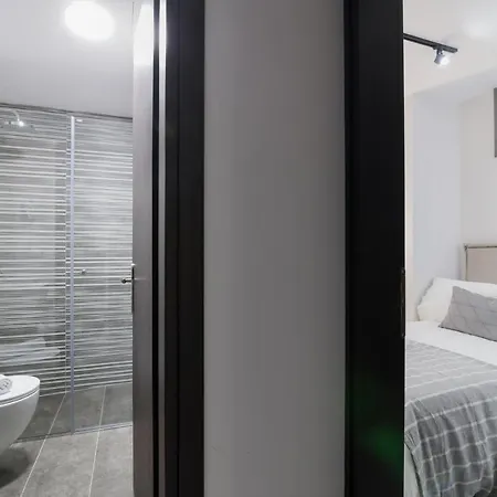 Centro Studios & Apartments-3