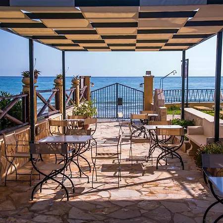 Andreolas Luxury Suites-2