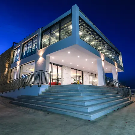 Cavo Orient Beach Hotel & Suites-2