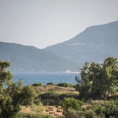Avyssos Residents-2
