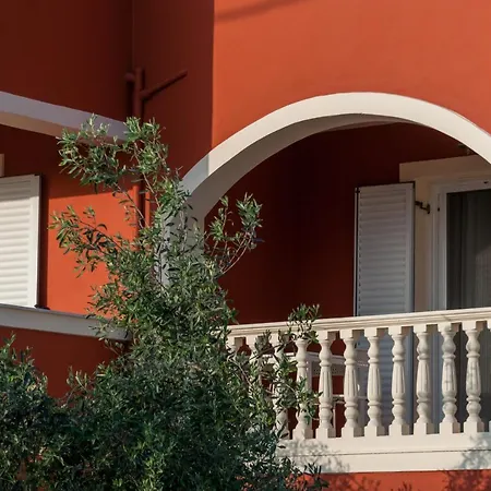 Avyssos Residents-3