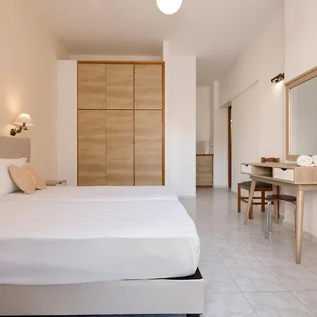 Holidays Studios & Apartments-3