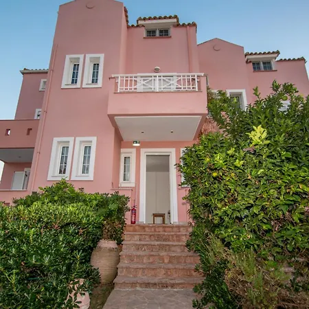 Villa Spiros II Apartments & Studios 50M From Center 300M From Laganas Beach Ideal For Families And Groups-3