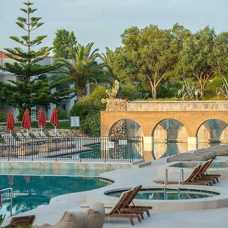Bitzaro Grande Hotel & Suites-2