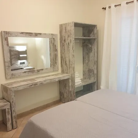 Denise Apartments-3
