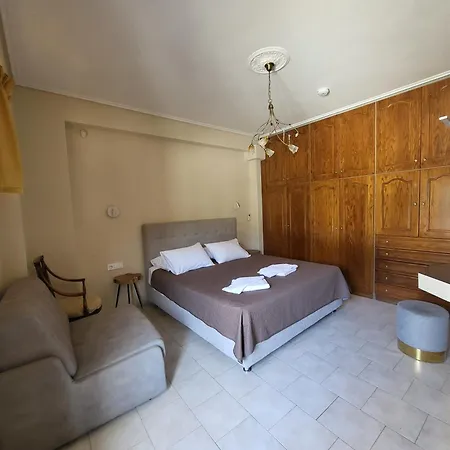Paradise Bar Apartments-3