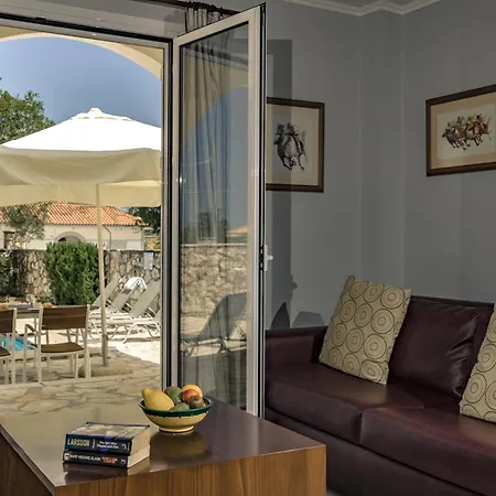 Charming Villa In Agrilia With Private Pool-2