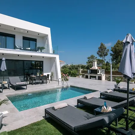Sunwhite Villas - Private Pool & Cozy Atmosphere, By Zantewize-2