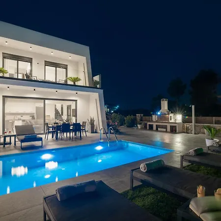 Sunwhite Villas - Private Pool & Cozy Atmosphere, By Zantewize-3
