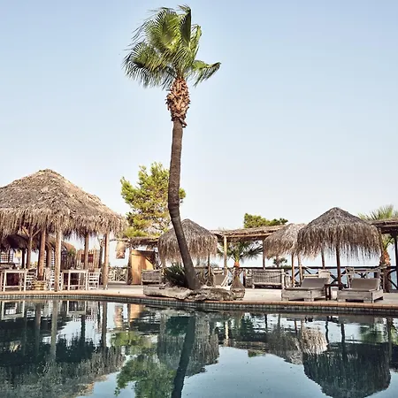 Gloria Maris Hotel Suites And Villas-2