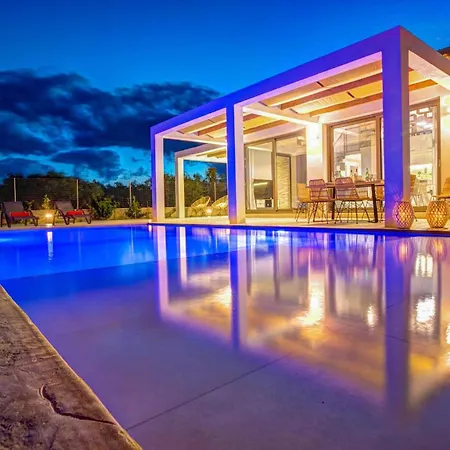 Villa Peonia By Villa Plus-3