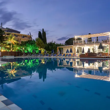 Koukounaria Hotel & Suites-3