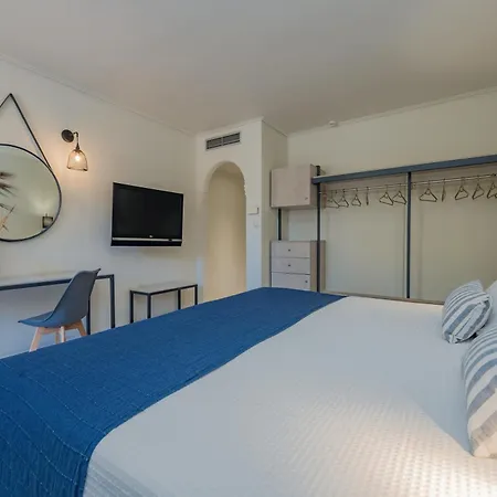Phoenix Beach Hotel-3