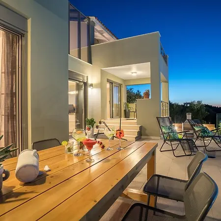 Akemi Luxury Villa-3