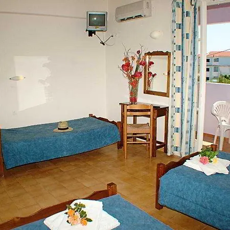 Nicholas Studios-2