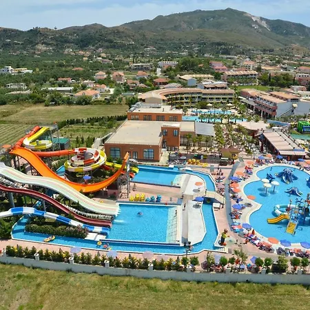 Caretta Beach Resort & Waterpark-3