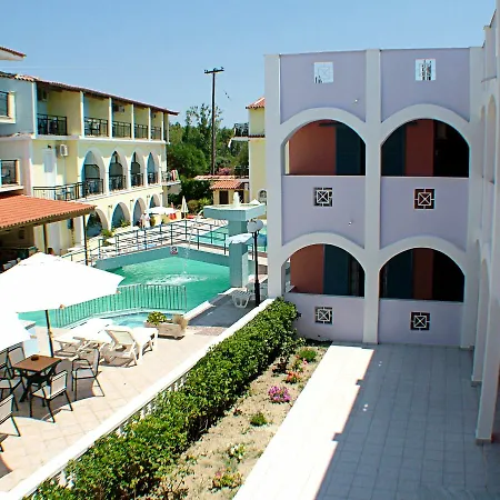 Nicholas Studios-3