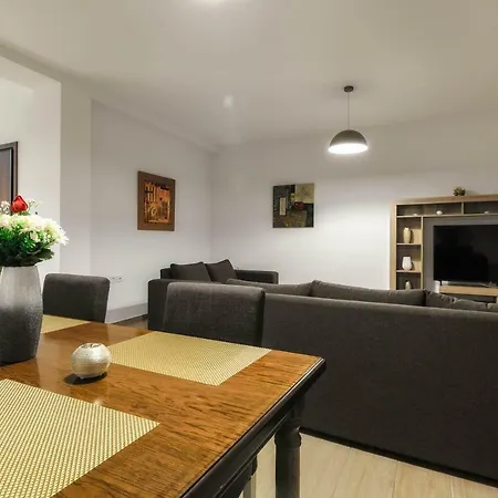Oresteia Downtown Apartment-3