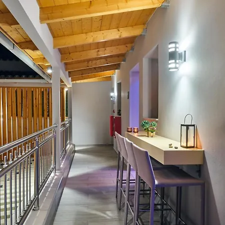 Savvas Luxury Suites-2