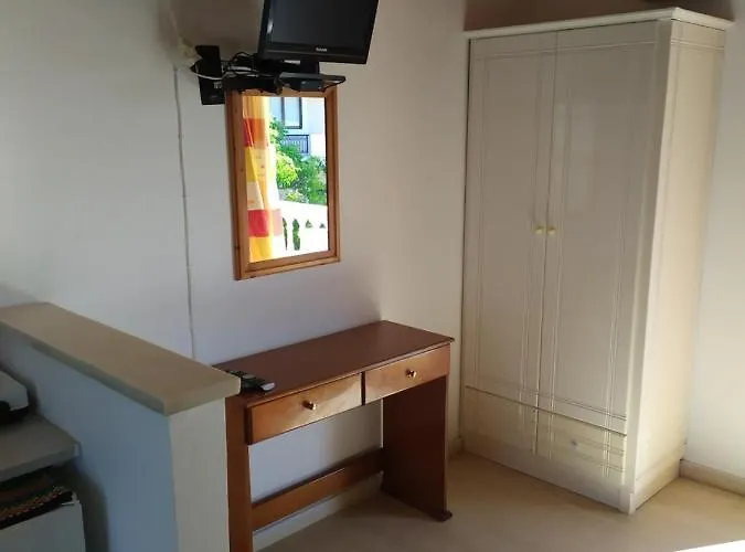 Pet friendly Apartment By Central Tsilivi Beach