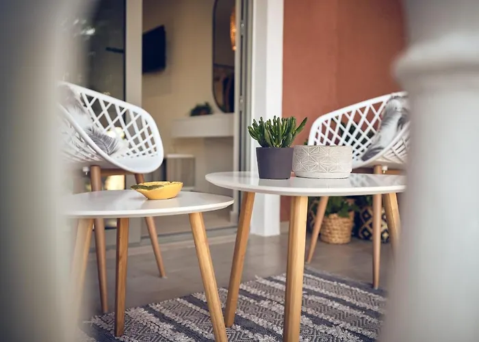 Nomas Living Aparthotel Καλαμάκι