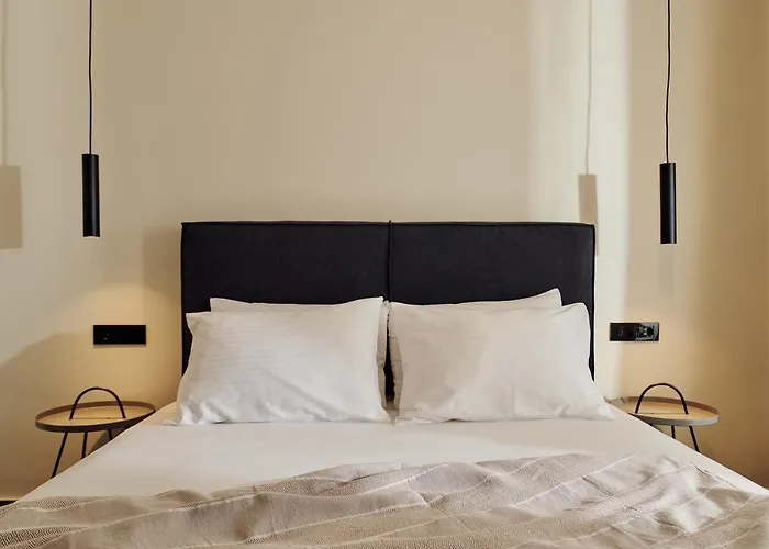 Pet friendly Amaroo Suites - 250M From The Beach, By Zantewize Laganas