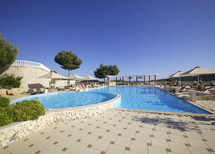 Mabely Grand Hotel Kampi 