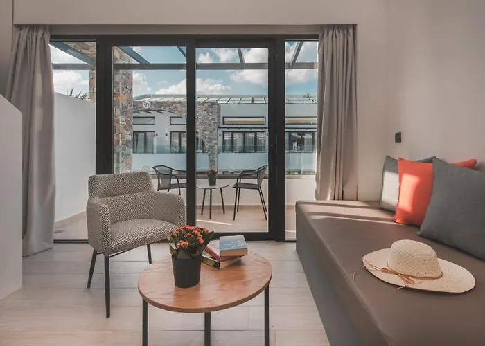 Cavo Di Suites Καλαμάκι