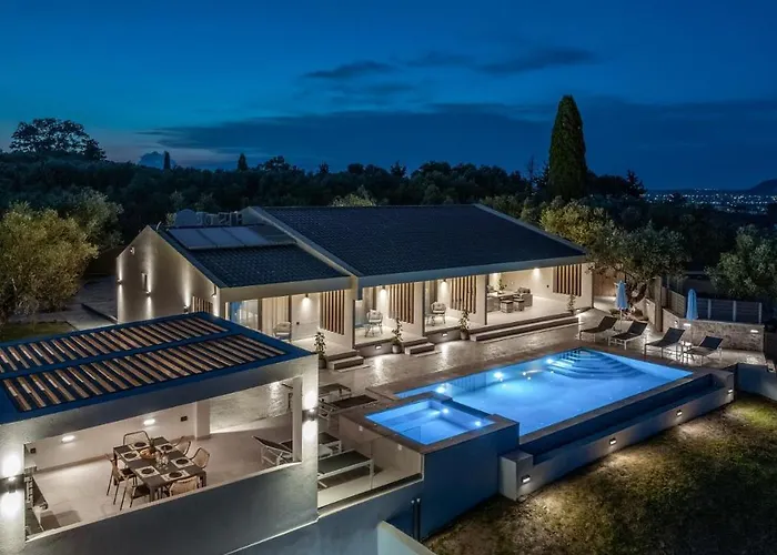 Villa Roselia - Luxury Escape With Magnificent Views, By Zantewize Laganas che accetta animali