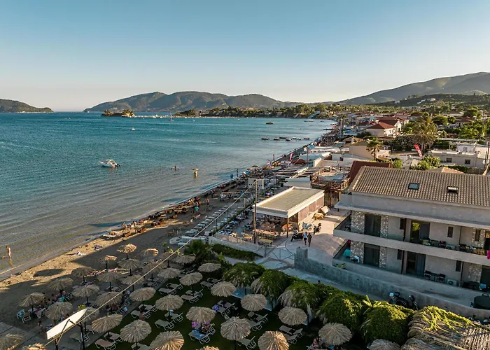 Pet friendly Horizon Apartments - Beachfront Luxury, By Zantewize Laganas