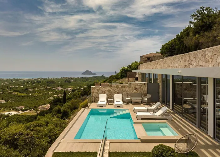 Pietra Caves Suites Lithakia 