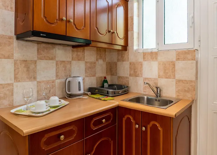 Pet friendly Mentikas Studios Laganas