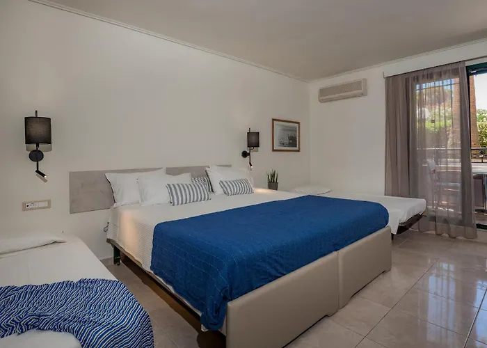 Phoenix Beach Hotel Planos 